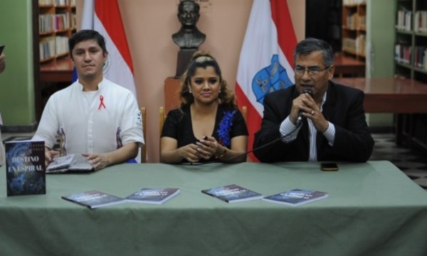 Periodista de Epa! lanza libro sobre VIH “Destino en Espiral”