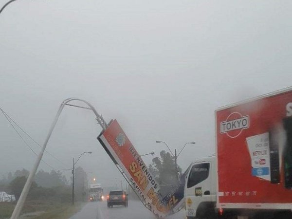 Fuerte temporal azotó al Sur del país