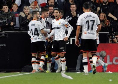 La contra del Valencia pudo con el dominio del Villarreal - Fútbol - ABC Color