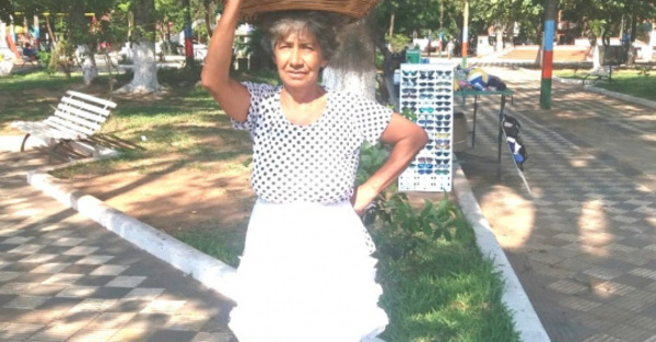 Lleva 17 años con la venta de la rica chipa en San Pedro
