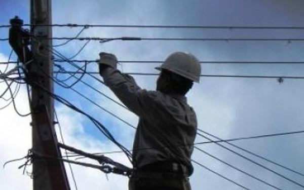 ANDE: Varias ciudades siguen sin energía eléctrica