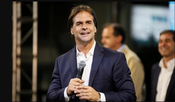 Lacalle pide reforzar Mercosur y denunciar a “dictadores” - ADN Paraguayo