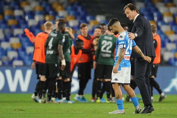 El Nápoles sigue en caída libre - Fútbol - ABC Color