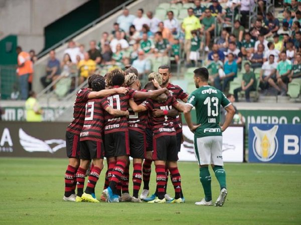 Un Flamengo imparable vence con tantos de 'Gabigol' y De Arrascaeta