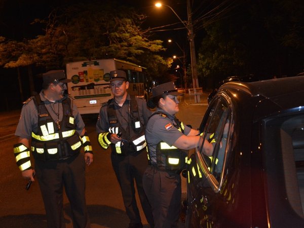 Caminera saca de circulación a 403 conductores alcoholizados