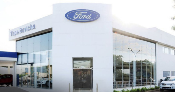 Tape Ruvicha compra ACE Automotores