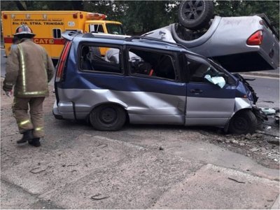 Exceso de velocidad y estructura vial deficiente,  mezcla  que sigue enlutando