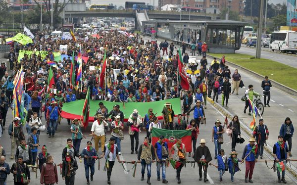 Indígenas lideran nueva jornada de protestas masivas en Colombia