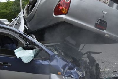 Mal estado de rutas habría causado accidentes que dejaron 6 muertos - Nacionales - ABC Color