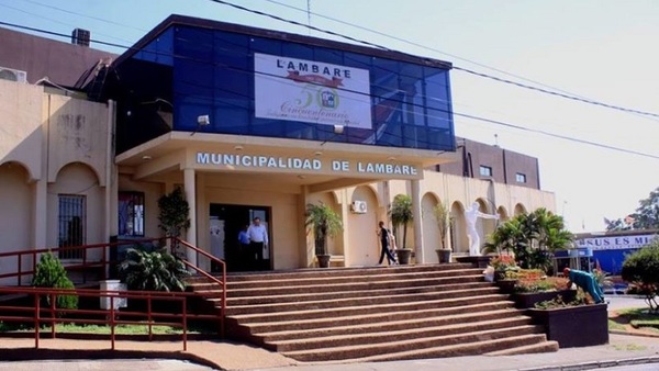 Hoy se inicia huelga de funcionarios de la comuna lambareña