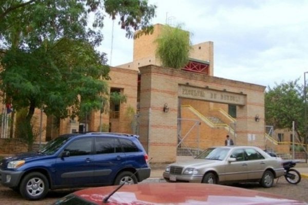 Denuncian adulteración de notas en la Facultad de Derecho UNA