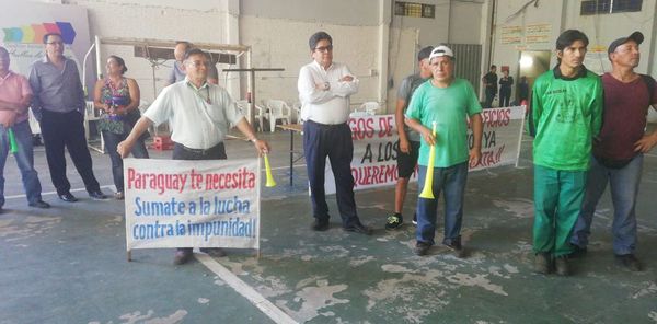 Nueva huelga de funcionarios de municipalidad de Lambaré
