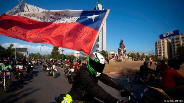 Chile: la economía se desploma 3,4% en octubre por la crisis social | .::Agencia IP::.