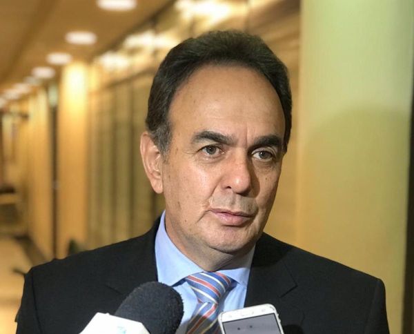 Monges: Banca dejada por Paraguayo Cubas es de la ANR