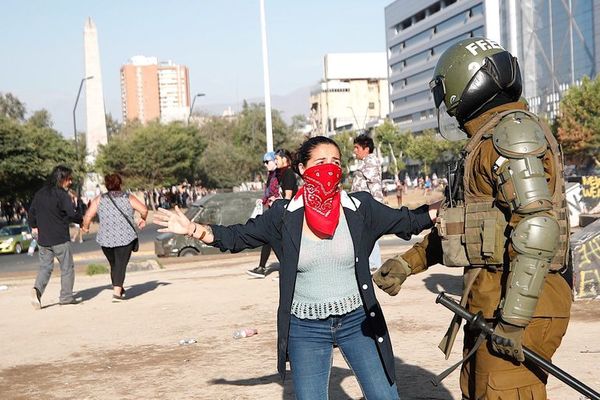 Economía chilena se desploma 3,4% en octubre por crisis social - Mundo - ABC Color