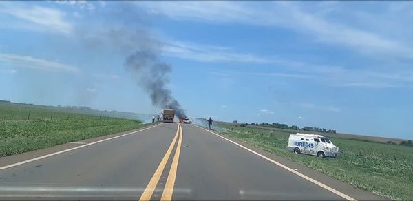 Asaltaron un camión transportador de caudales en Brasil - Mundo - ABC Color