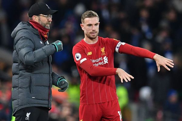 Liverpool inicia con un buen colchón su frenético final de año - Fútbol - ABC Color