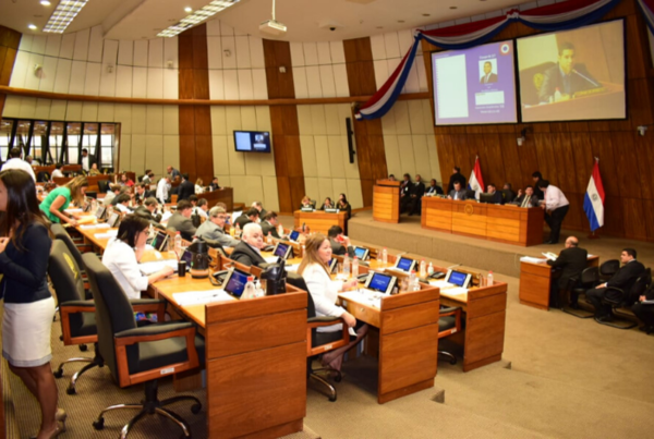 Diputados aceptaría modificaciones hechas por el Senado al presupuesto de gastos