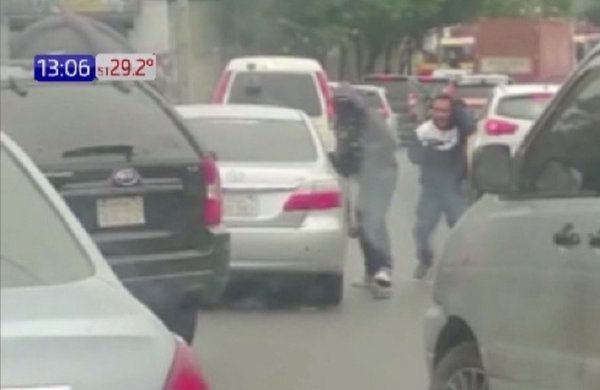 Revelan más imágenes de robo en Ñemby | Noticias Paraguay