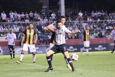 Guaraní y Libertad se disputan la Copa de todos