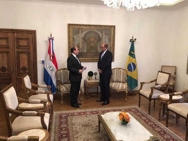 Llegó al país el nuevo embajador de Brasil Flavio Damico