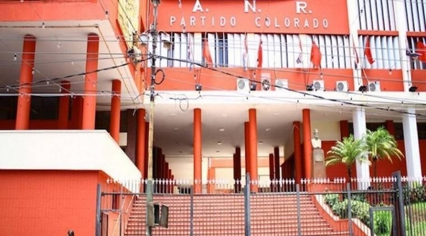 HOY / ANR: maraña de acciones judiciales paran elecciones juveniles