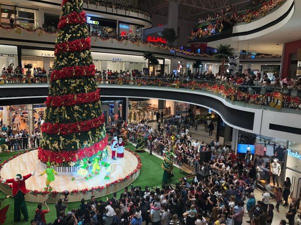 Furor por el Black Friday del Paseo La Galería