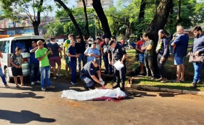 Mujer muere arrollada por un camión en el Km 3,5