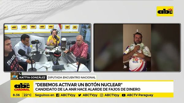 Candidato hace alarde de fajos de dinero - ABC Noticias - ABC Color