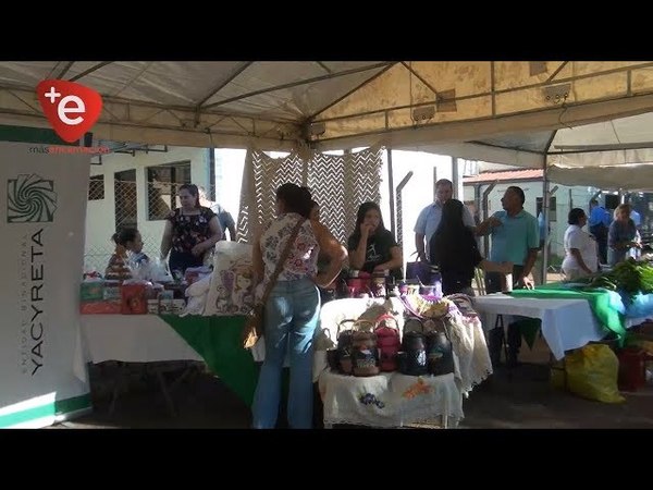 FERIA DE PRODUCTORES Y ARTESANOS FRENTE A LA EBY