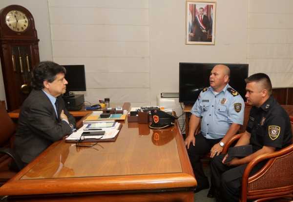 Ministro brinda respaldo total a suboficiales agredidos por Payo