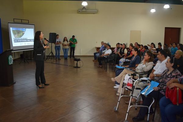 Realizan taller para potenciar el turismo inclusivo en Ayolas - Nacionales - ABC Color