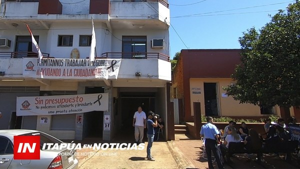 FUNCIONARIOS FISCALES INSISTEN CON EL “NO AL RECORTE PRESUPUESTARIO”