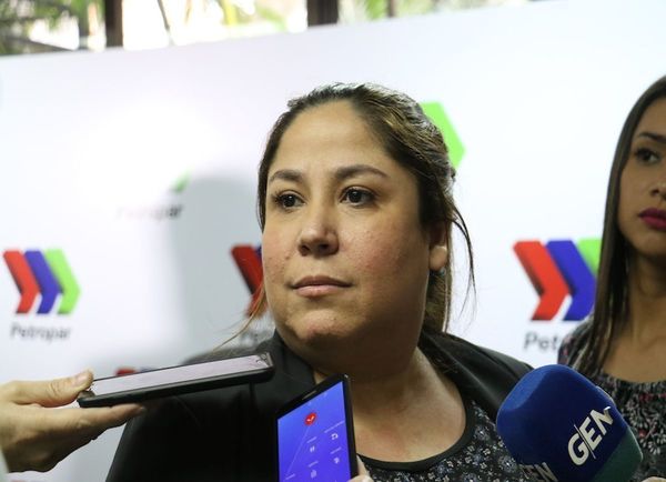 Presidenta de Petropar justifica millonaria licitación para provisión de “regalos” - ADN Paraguayo