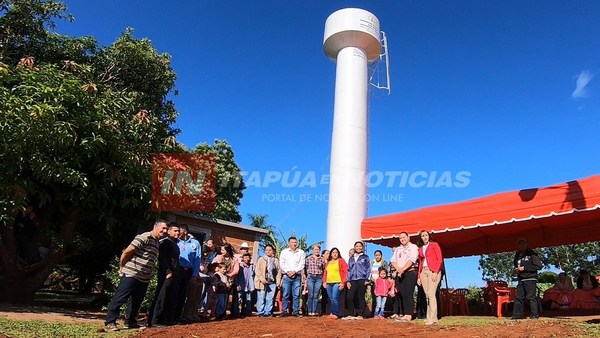 LA PAZ: MUNICIPALIDAD INAUGURA SISTEMA DE AGUA POTABLE EN CALLE R