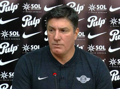 José Chamot espera premiar a sus jugadores con la Copa Paraguay