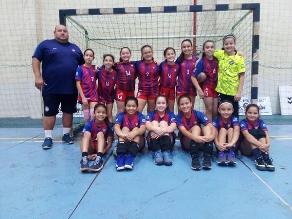 Cerro es campeón Sub 10 y Sub 12 de Hándbol - Polideportivo - ABC Color