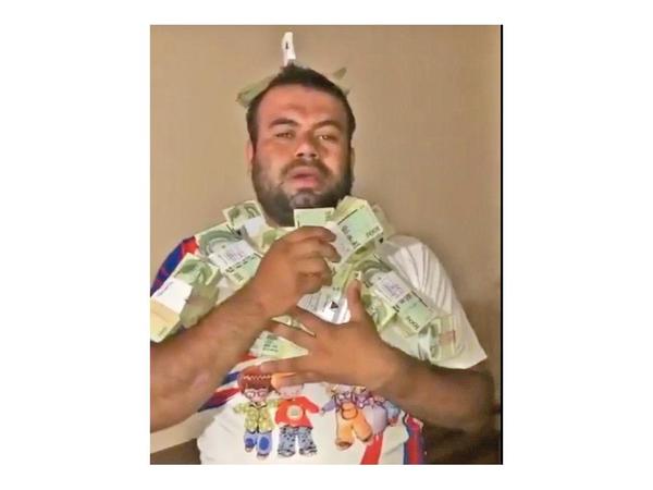 TSJE sumaria a candidato por alardear con dinero donado