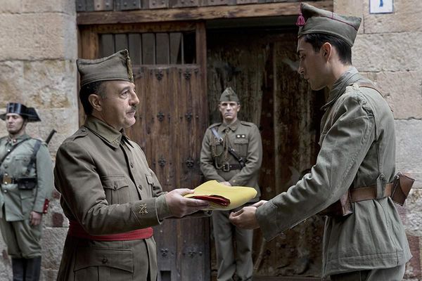 Premios Goya: Van parejo Almodóvar y Amenábar