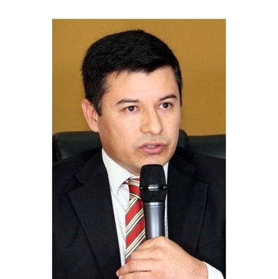 Campesinos piden salida de titular del INDERT
