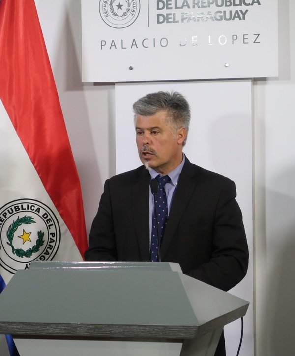 Investigan a candidato a intendente que hace alarde de fajos de dinero. - .::RADIO NACIONAL::.