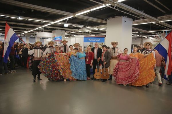 Elencos paraguayos en la feria de Naciones Unidas en Viena - Música - ABC Color