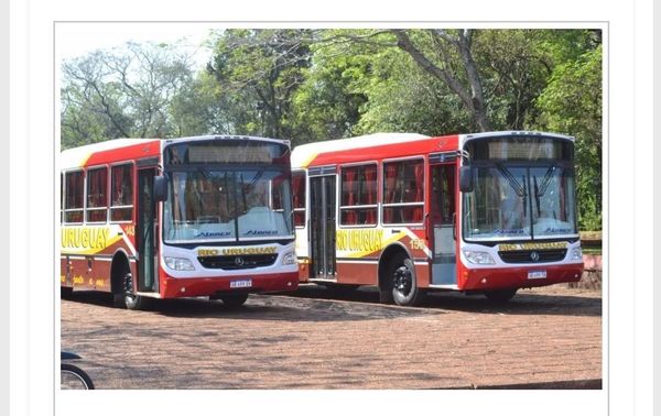 Empieza operar bus fronterizo Ituzaingó-Ayolas - Digital Misiones