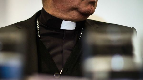 Papa acepta renuncia de obispo de EEUU acusado de encubrir abusos sexuales