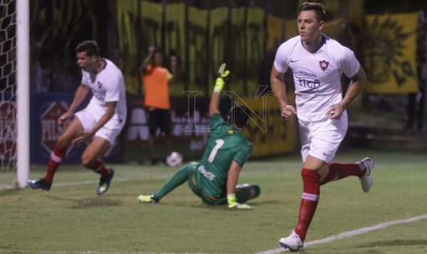 Un equipo grande Chile viene por Diego Churín