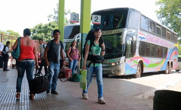 HOY / Por fiesta de Caacupé, la Terminal espera recibir a 800 mil personas