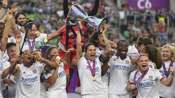 Champions femenina contará con fase de grupos - Fútbol - ABC Color