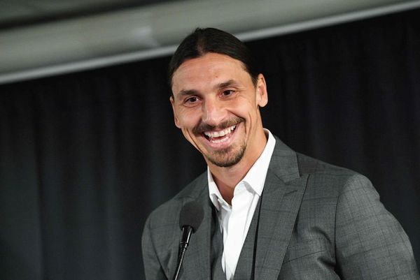 Ibrahimovic regresará a jugar en Italia a partir de enero - Fútbol - ABC Color