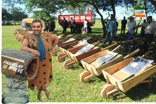 Donación de carretillas de madera genera burlas en redes y memes apuntan a Mario Abdo - ADN Paraguayo