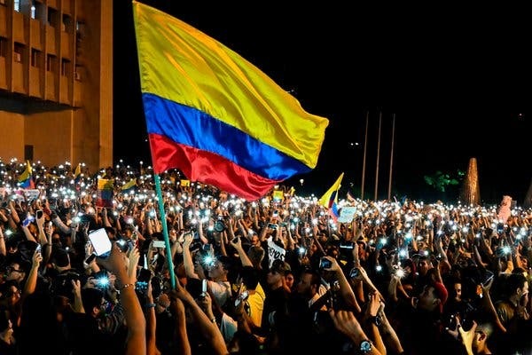Continúan movilizaciones de tercera huelga nacional en Colombia contra Duque » Ñanduti